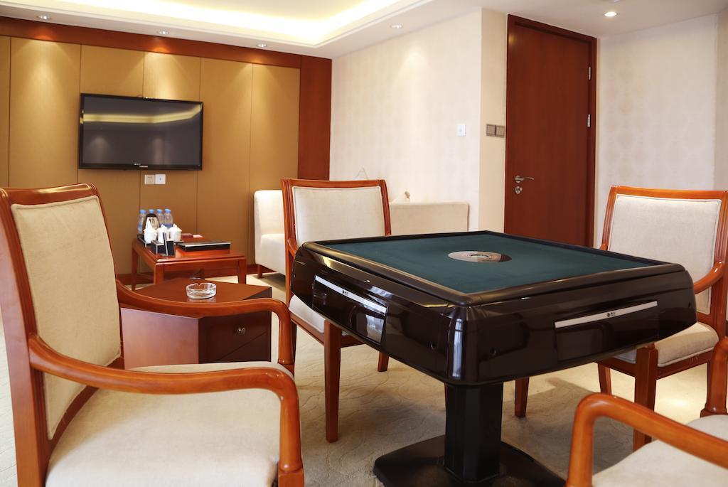 Xi'An Qu Jiang Yin Zuo Hotel Exterior photo