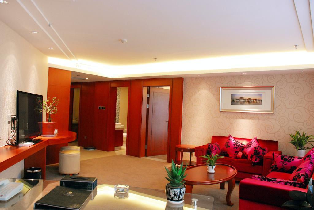 Xi'An Qu Jiang Yin Zuo Hotel Exterior photo